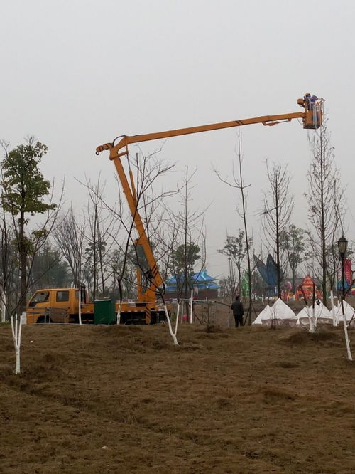 圖 成都高空作業(yè)車出租 路燈車安裝攝像頭車出租 成都租賃