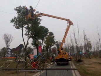 圖 成都高空作業車出租 路燈車維修車出租 成都租賃