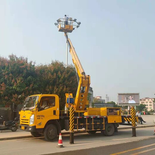 廣州路燈車租賃路燈升降車高桿燈安裝車出租服務
