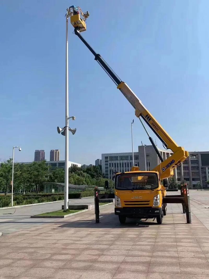 從化區(qū)路燈車出租聯(lián)系方式與便捷租賃指南