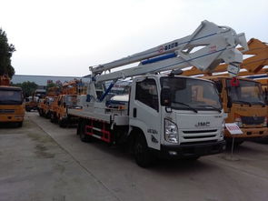 路燈高空作業(yè)車的類型及出租服務(wù)解析